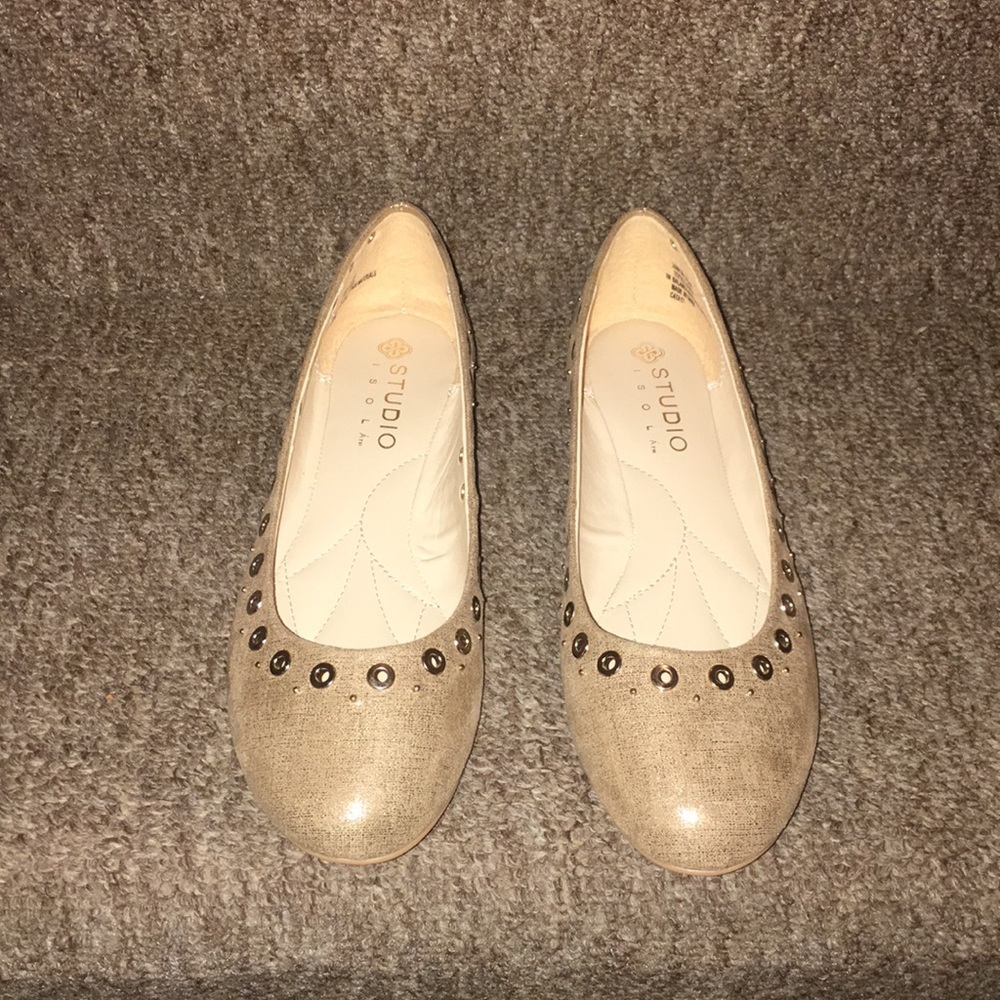 ⭐️ NWT Studio Isola Gold Fabric Ballet Flats